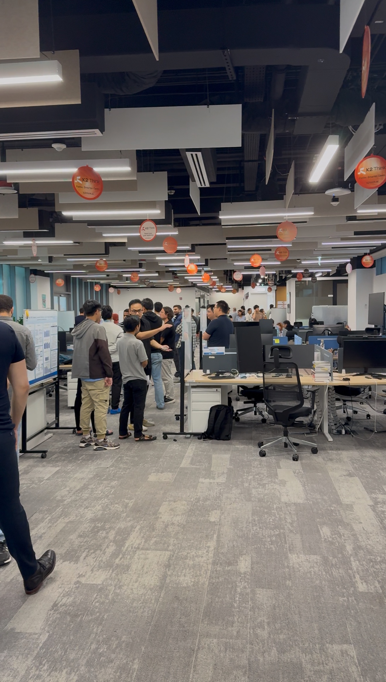 Постерная сессия в департаменте NLP MBZUAI, 26 ноября 2025