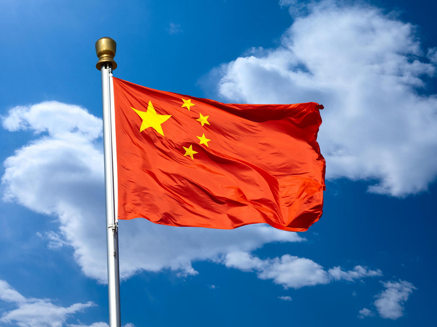 ИИ-индустрия Китая превысила 1 трлн юаней — рост более 40% за год - 1