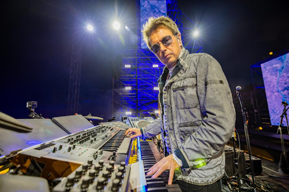 Жан-Мишель Жарр 