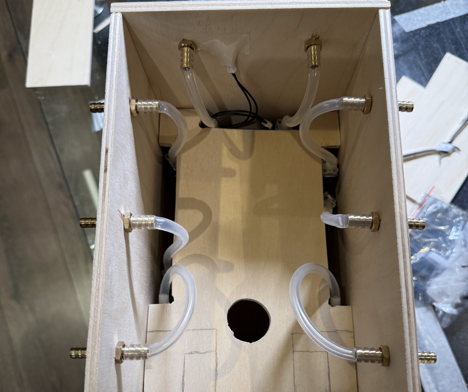 Электроналиватор: делаем автомат для коктейлей с помощью Raspberry Pi, нейросети и фанеры - 8