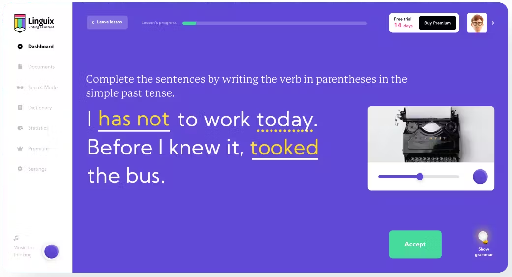 Одна из наших не полетевших гениальных идей – совместить Writing Assistant и Duolingo