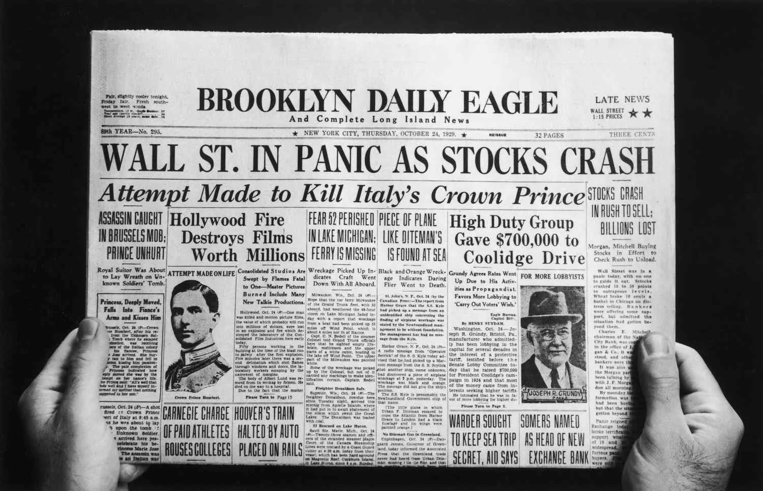 Первая полоса газеты Brooklyn Daily Eagle с заголовком о крахе Уолл-стрит, 24 октября 1929 года