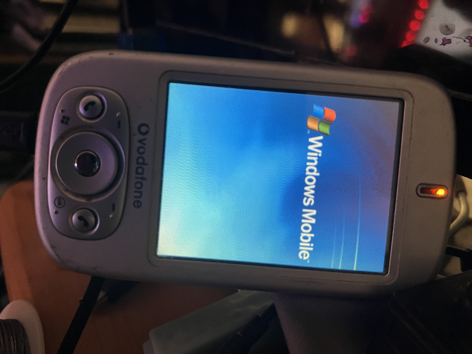 Qtek S200: современный взгляд на коммуникатор эпохи Windows Mobile - 2