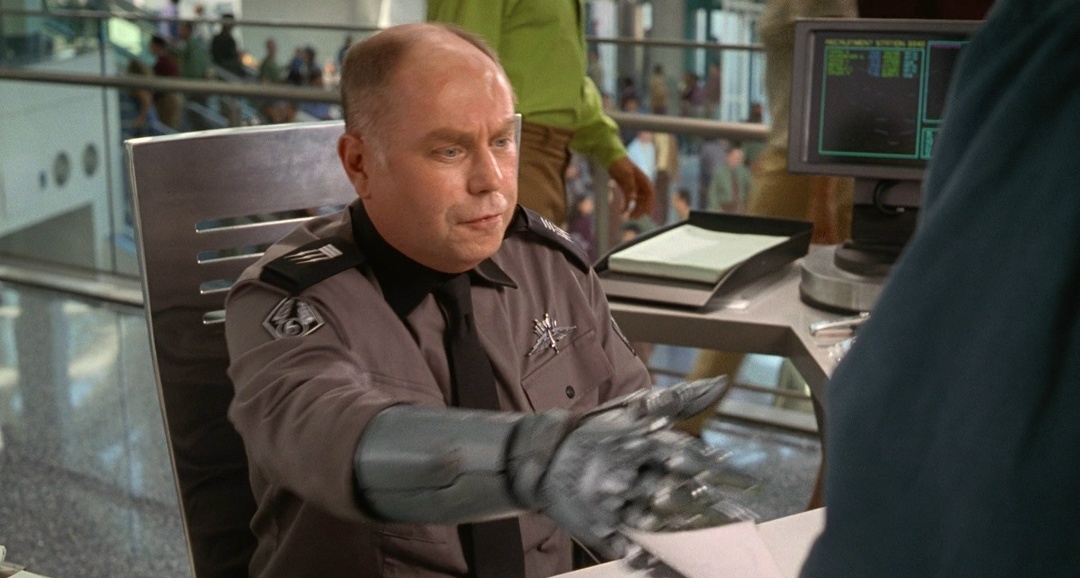 ЖУК В ЗЕРКАЛЕ, или SUMMA PRO VERHOEVEN, часть 2, изображение №4