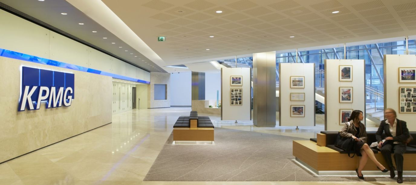 В Австралии сотрудники KPMG использовали ИИ для списывания на тестах по применению технологии - 1