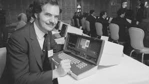 Самая известная фотография Адама Осборна и его детища