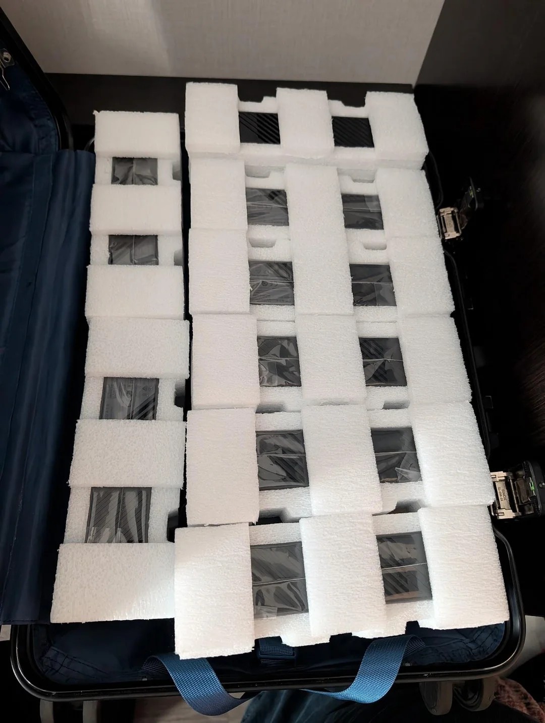 Британец выяснил, что слетать за жёсткими дисками в США выгоднее, чем покупать их дома - 2