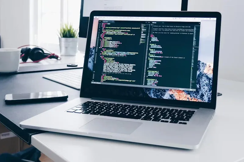 Технический директор и вице-президент Microsoft Azure начали опасаться, что ИИ вымоет начинающих программистов - 1