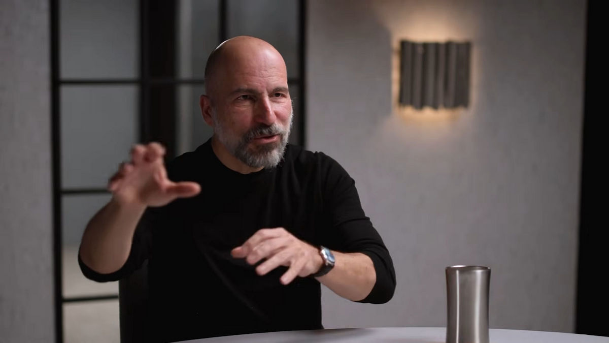 Инженеры Uber создали ИИ-версию главы компании - 1