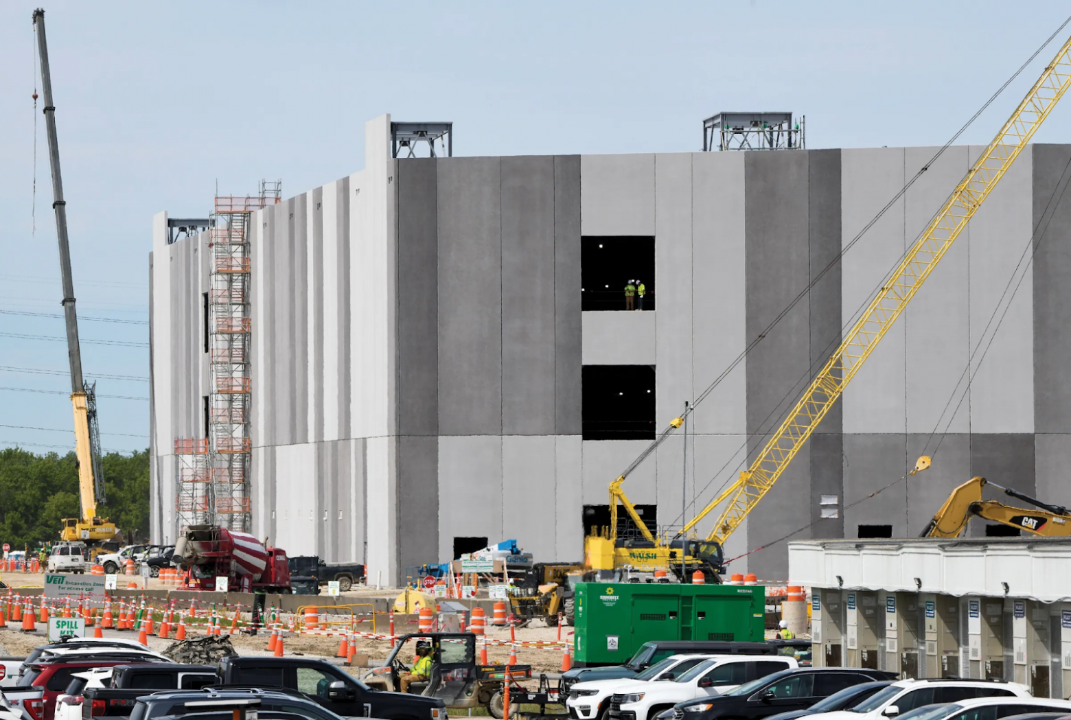 Так выглядит стройка ЦОД ATL4 в Атланте для Data Bank, площадью свыше 20 км2, рассчитанная на нагрузку в 40 МВт