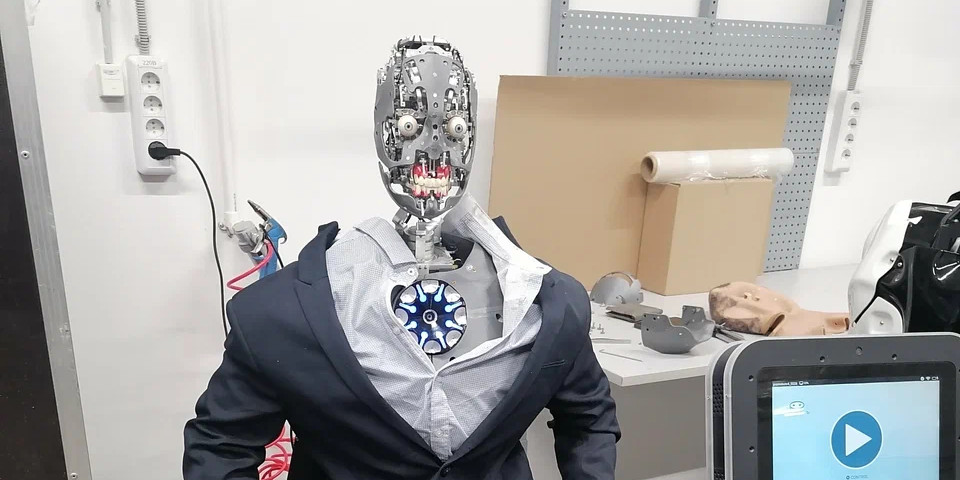 Когда пришёл на урок, но забыл голову дома