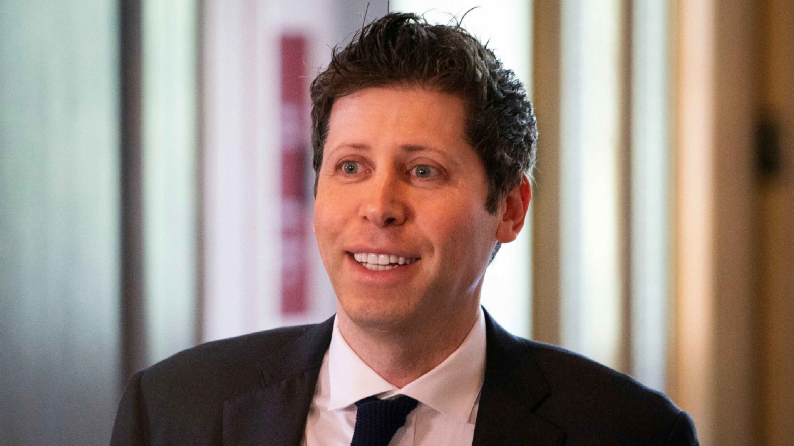 «В США не любят ИИ» — Сэм Альтман считает это проблемой - 1 «В США не любят ИИ» — Сэм Альтман считает это проблемой - 1