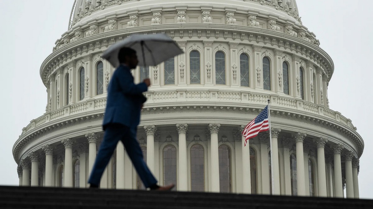 Сенат США одобрил ChatGPT и другие чат-боты для внутреннего использования - 1