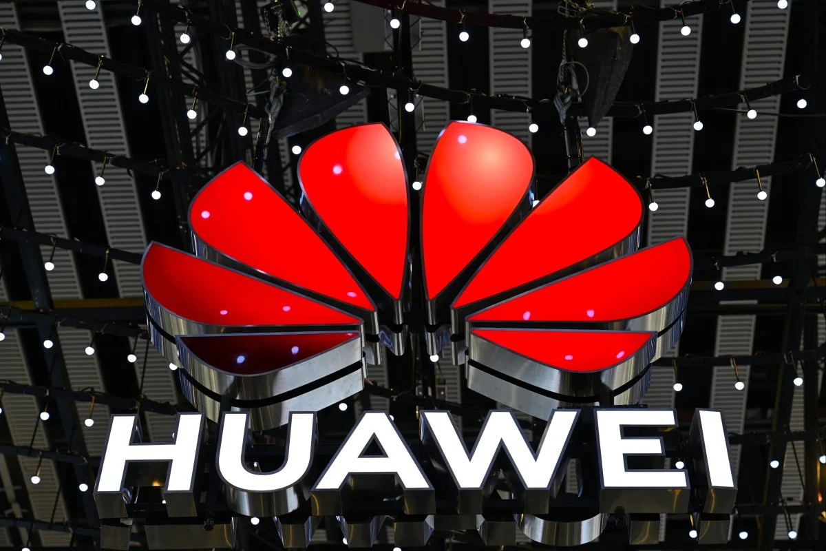 Huawei выпустила ИИ-чип быстрее Nvidia H20 — и с собственной памятью HBM - 1