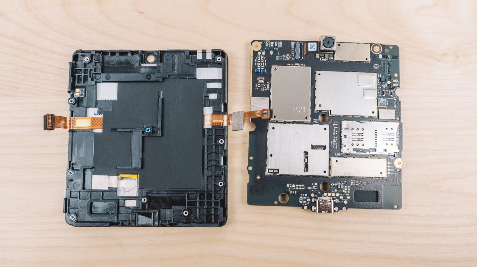 Я вскрыл платёжный терминал «Сбера» — внутри оказалась игровая консоль и телефон - 45 Я вскрыл платёжный терминал «Сбера» — внутри оказалась игровая консоль и телефон - 45