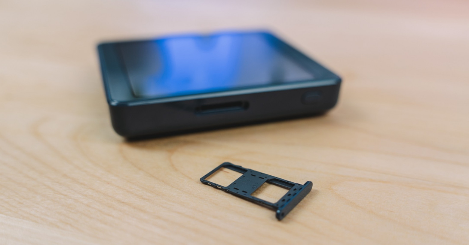 Я вскрыл платёжный терминал «Сбера» — внутри оказалась игровая консоль и телефон - 5 Я вскрыл платёжный терминал «Сбера» — внутри оказалась игровая консоль и телефон - 5