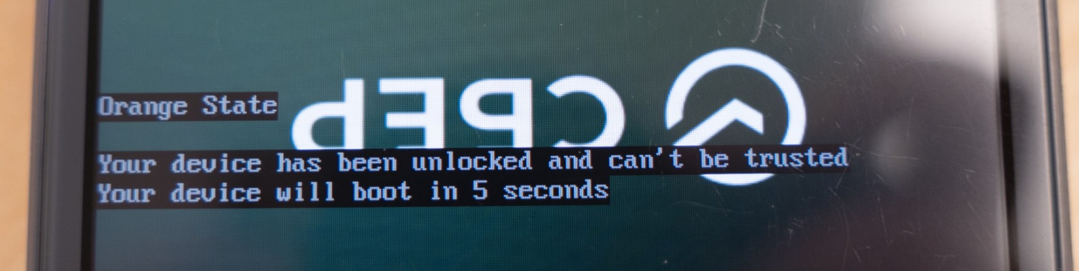 Я вскрыл платёжный терминал «Сбера» — внутри оказалась игровая консоль и телефон - 8 Я вскрыл платёжный терминал «Сбера» — внутри оказалась игровая консоль и телефон - 8