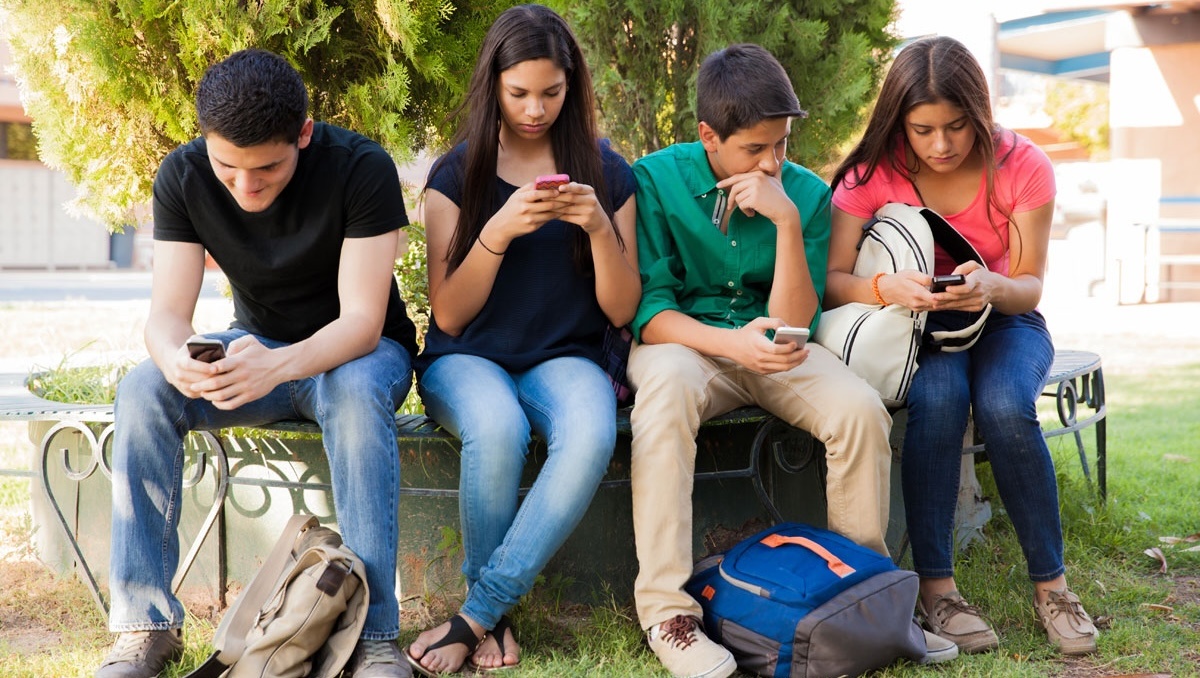 Исследование Стэнфордского университета выявило опасности обращения к чат-ботам с ИИ за личными советами - 1