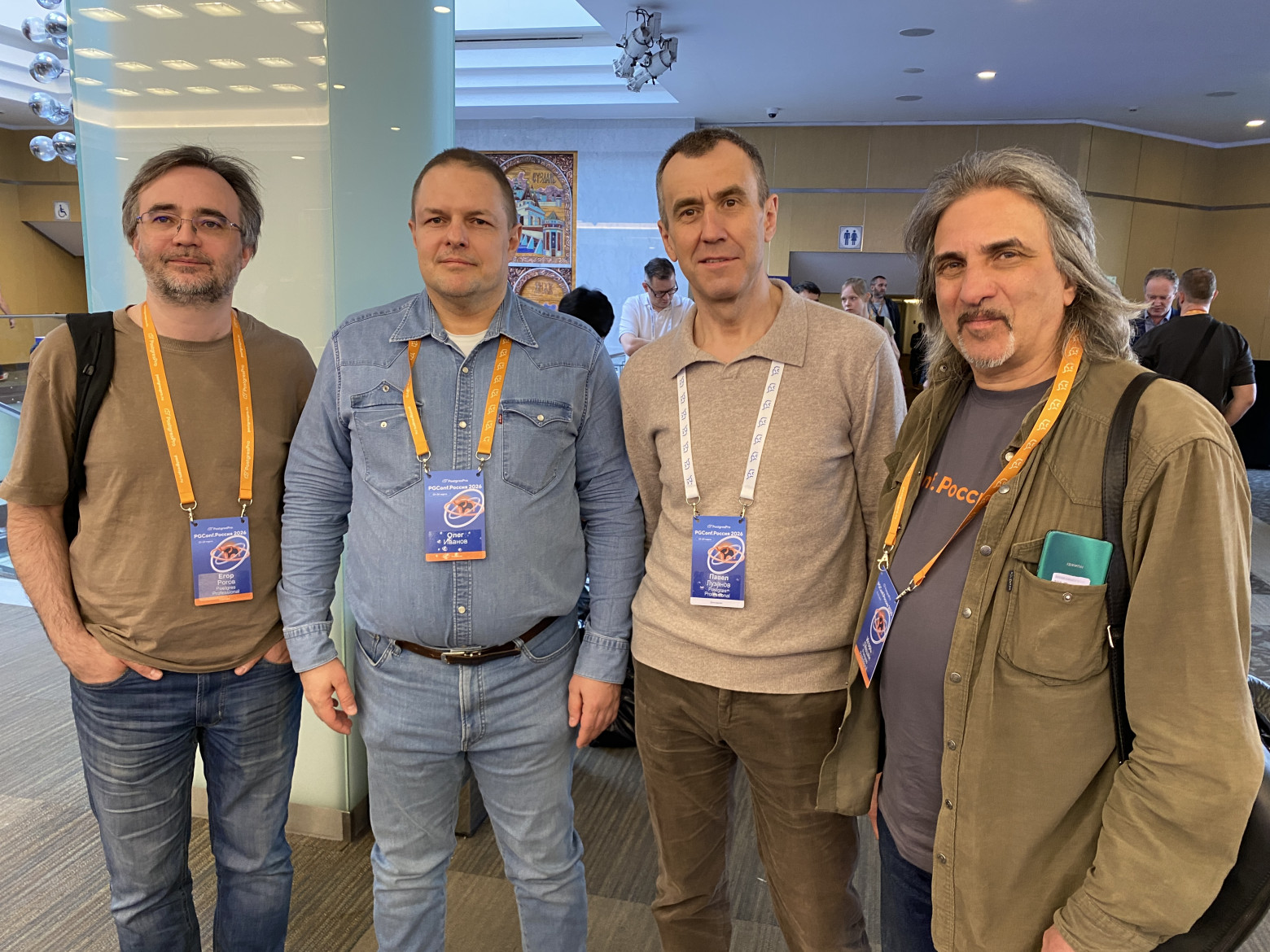 Егор Рогов, Павел Лузанов и Игорь Левшин с укором смотрят на тех, кто не создаёт реплики и не делает бэкапы