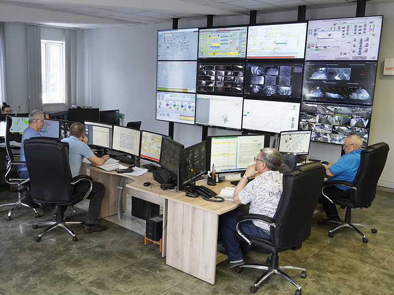 Пример диспетчерской. Источник изображения: https://dprom.online/processing/dispetcherskaya-2-0-ni-minuty-prostoya/