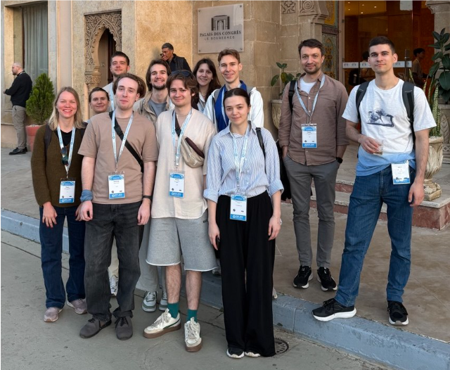 Фото с коллегами из AIRI  