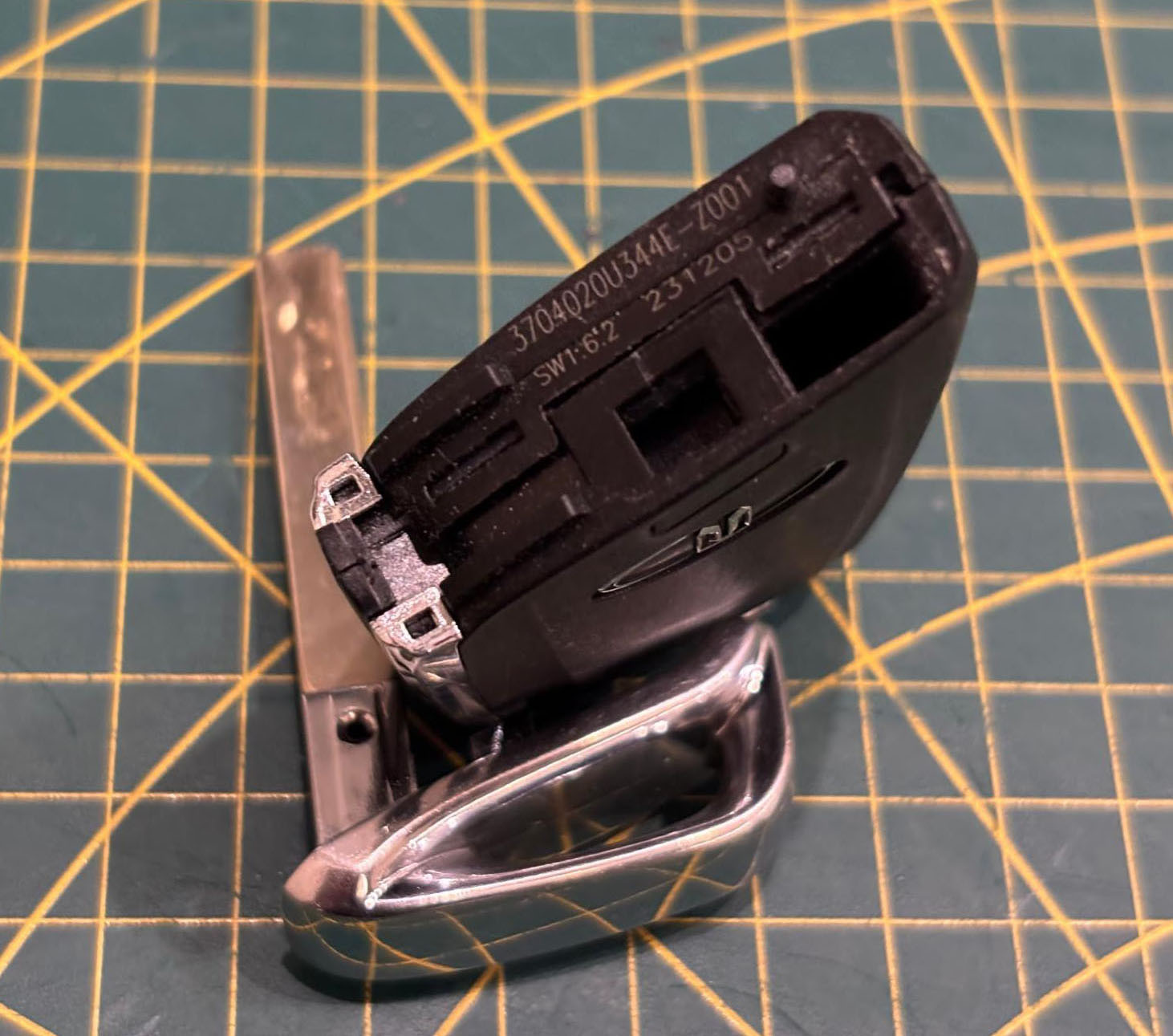 Реверсим штатный ключ сигнализации JAC-Москвич - 6