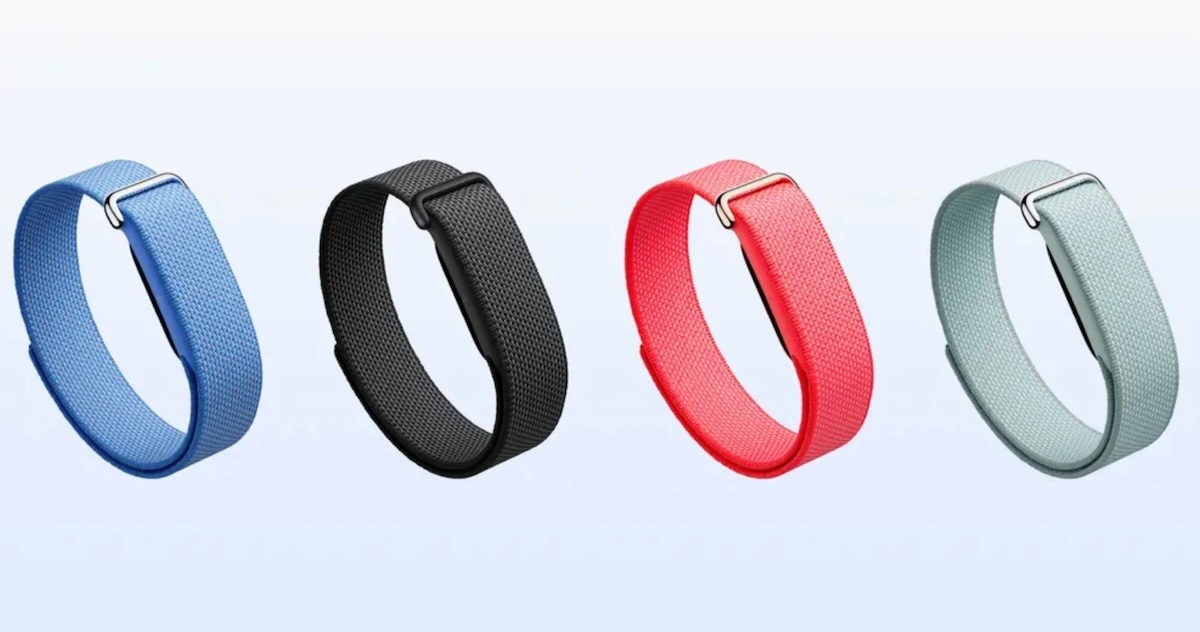 Google представила фитнес-браслет Fitbit Air без дисплея и с подпиской - 3