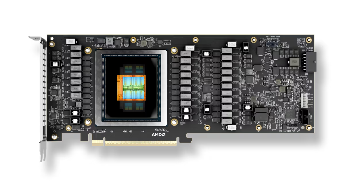 Вид на внутреннее устройство AMD Instinct MI350P: архитектура CDNA 4 с использованием техпроцесса TSMC 3 нм и продвинутой компоновки чиплетов. Источник.