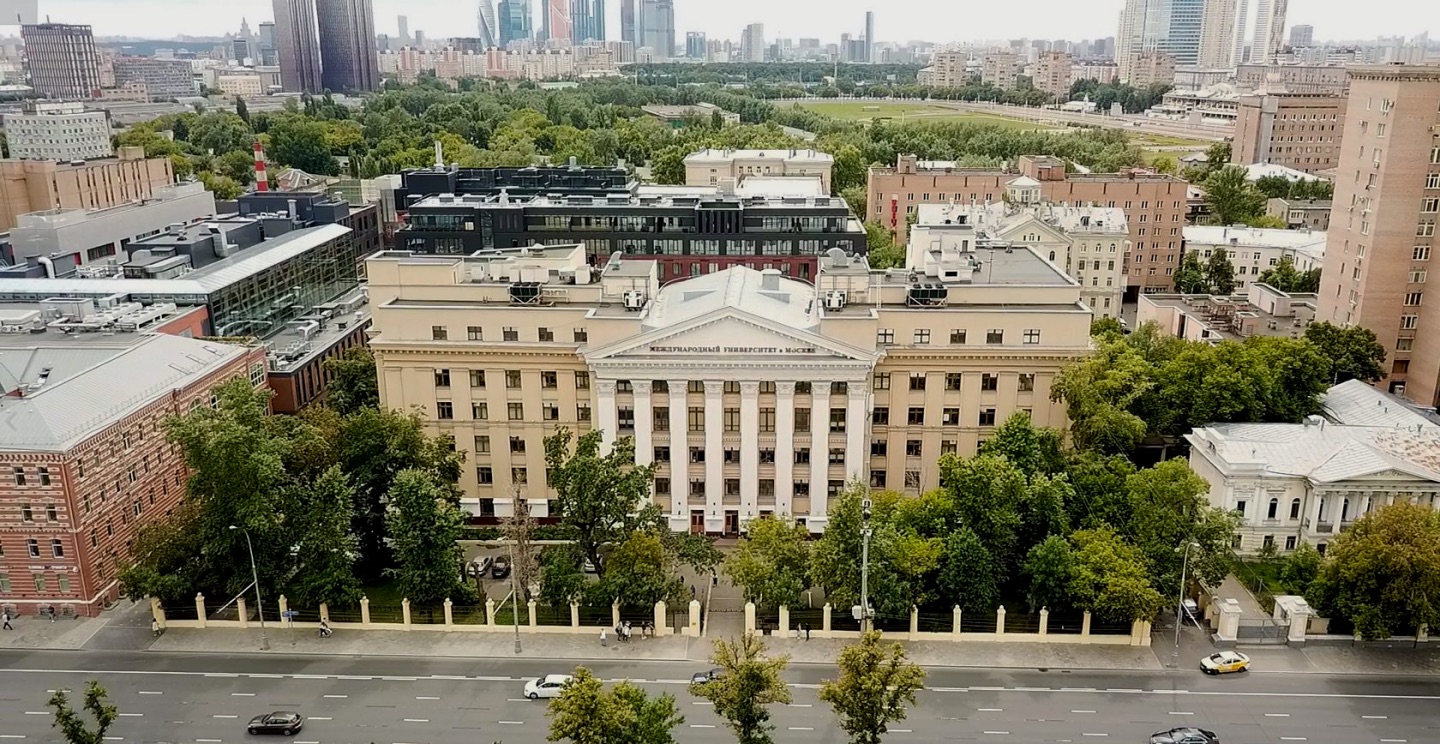 Московскую студентку выгнали из-за ИИ в дипломе. Она отсудила восстановление и компенсацию - 1