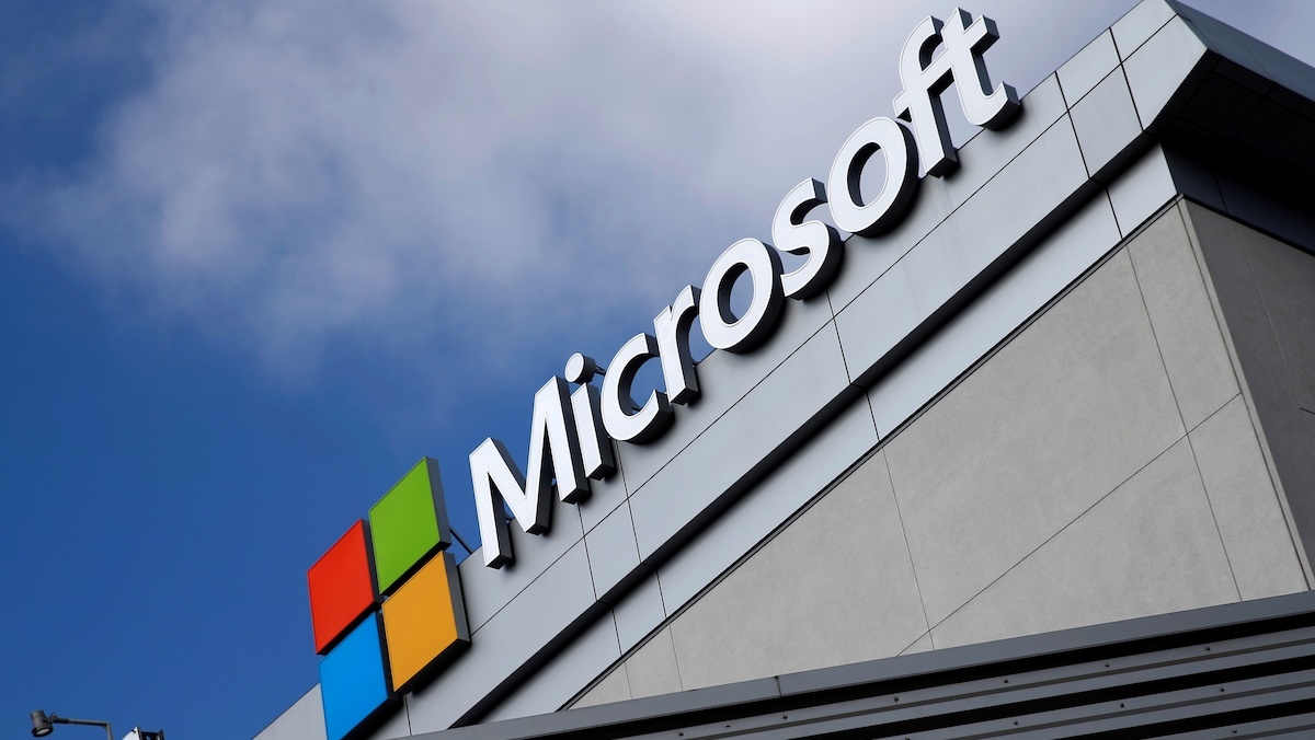 В июне 2026 года акции Microsoft упали более чем на 18% - 1
