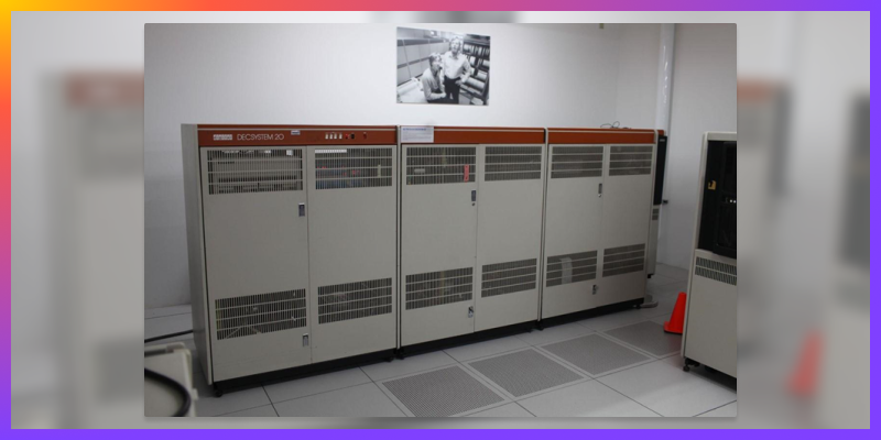 Мейнфрейм DECSYSTEM-20. Источник
